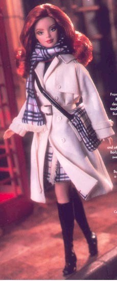 Mattel 1995 Winters Eve Christmas Barbie Doll #13613 NRFB - México